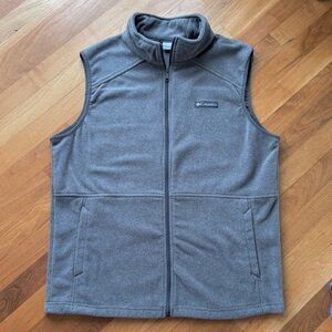 Columbia Mens Fleece Vest Zip Front Gray Pockets Large New w/o Tags